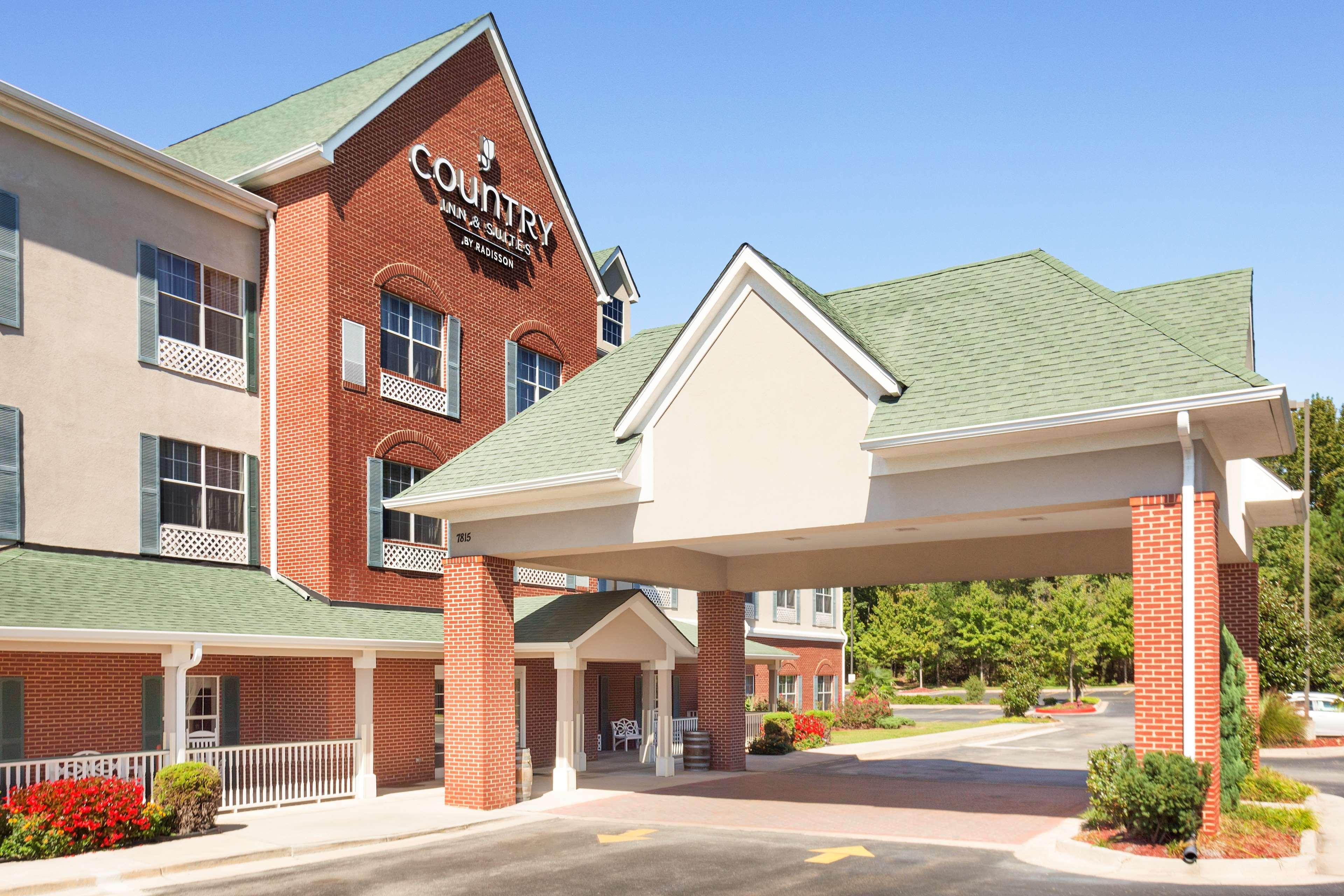 Comfort Inn & Suites Fairburn Exterior photo
